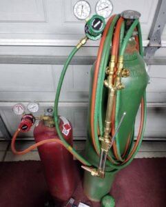 New 25ft hose, striker, tip cleaner and goggles