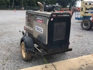 miller_and_lincoln_suppplys 2018 Lincoln Electric VANTAGE 520 Welder