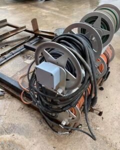 Lincoln SAE-300HE welder & leads