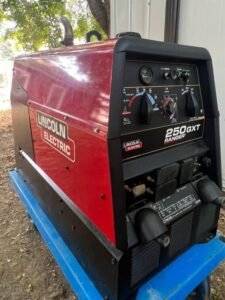 Lincoln Ranger 250 GXT welder generator